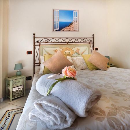 La Finestra Sul Mare Bed & Breakfast Ischia Dış mekan fotoğraf