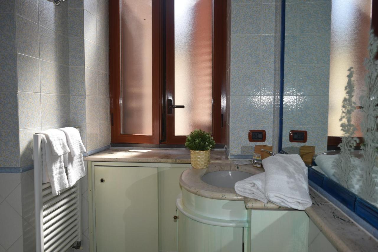 La Finestra Sul Mare Bed & Breakfast Ischia Dış mekan fotoğraf
