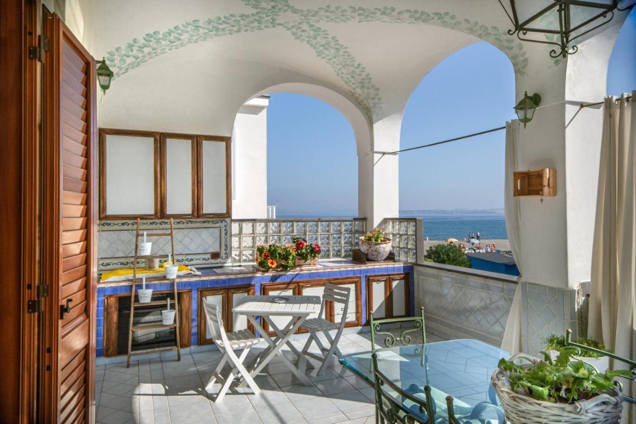 La Finestra Sul Mare Bed & Breakfast Ischia Dış mekan fotoğraf
