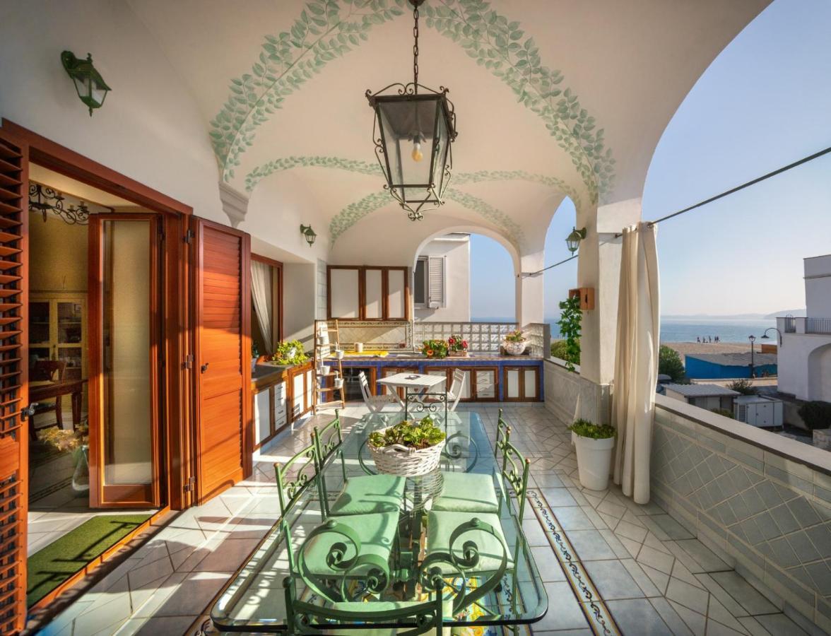 La Finestra Sul Mare Bed & Breakfast Ischia Dış mekan fotoğraf